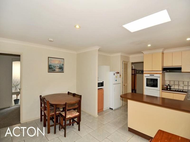 62 Mclarty Road, Halls Head WA 6210