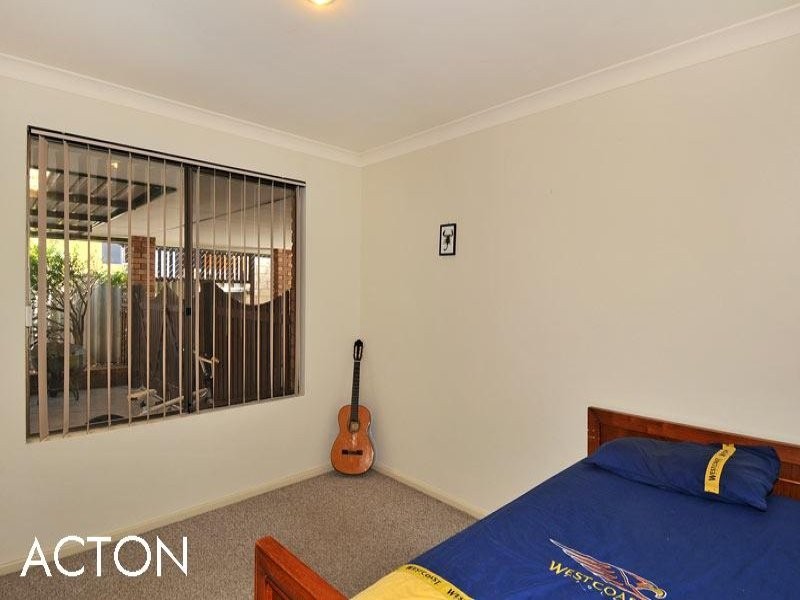 62 Mclarty Road, Halls Head WA 6210