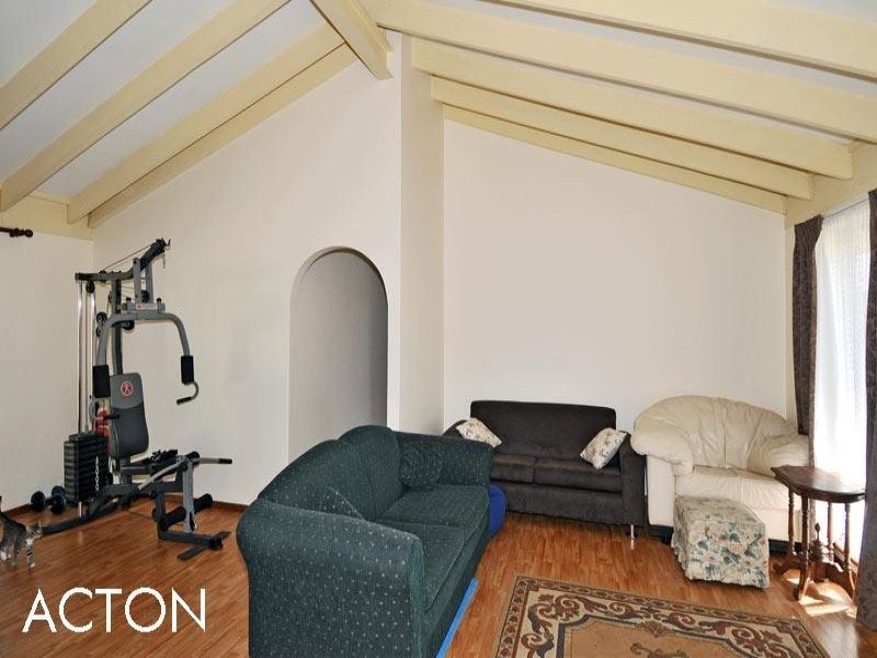 5 Breaker Close, Silver Sands WA 6210