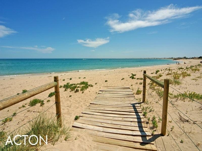 5 Breaker Close, Silver Sands WA 6210