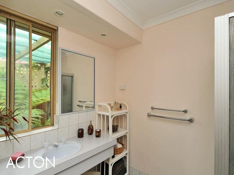 16 Duncan Road, Coodanup WA 6210