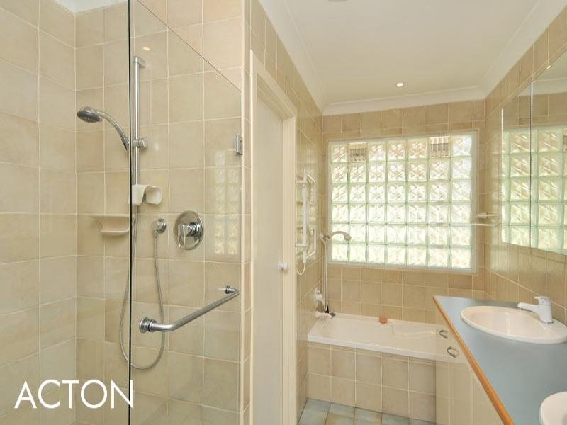 81 Caponi Road, Barragup WA 6209