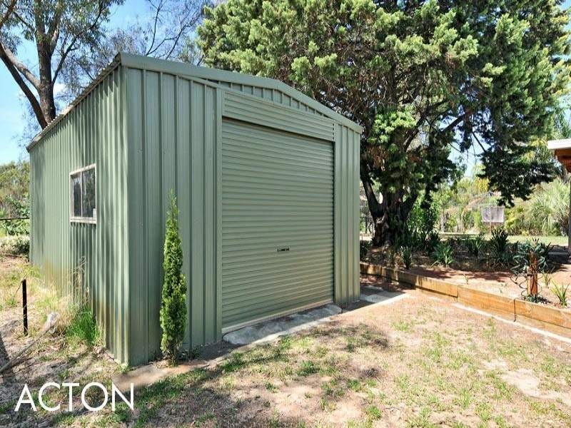 81 Caponi Road, Barragup WA 6209