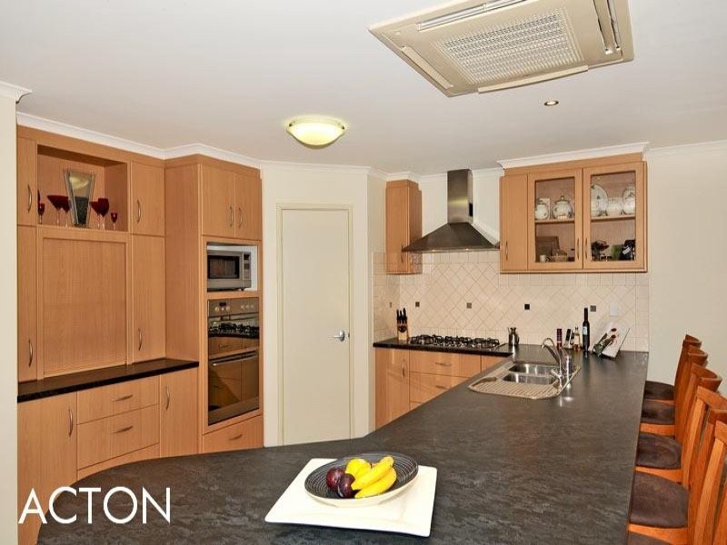 27 Cervantes Drive, Erskine WA 6210