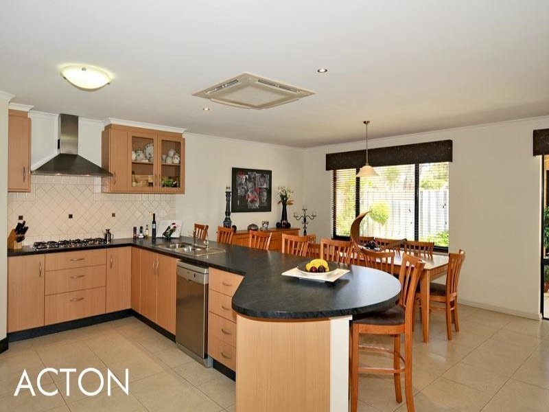 27 Cervantes Drive, Erskine WA 6210