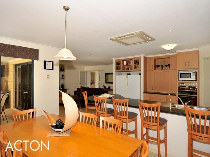 27 Cervantes Drive, Erskine WA 6210