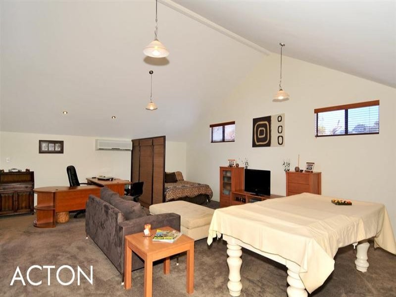 27 Cervantes Drive, Erskine WA 6210