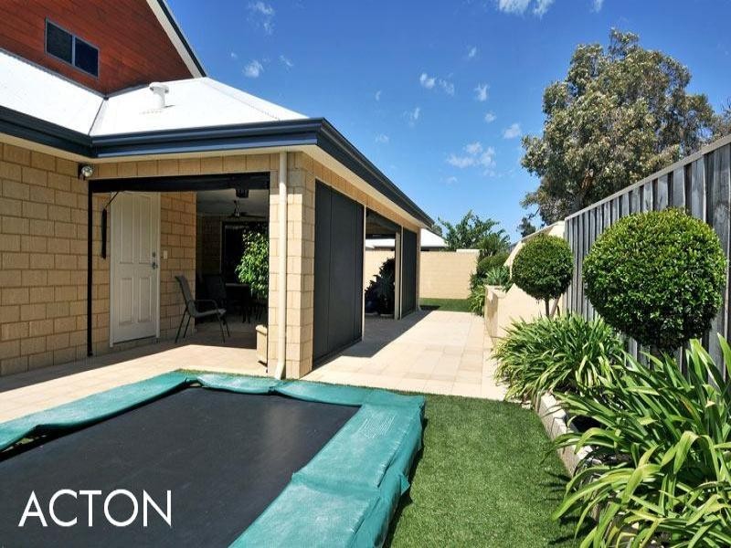 27 Cervantes Drive, Erskine WA 6210