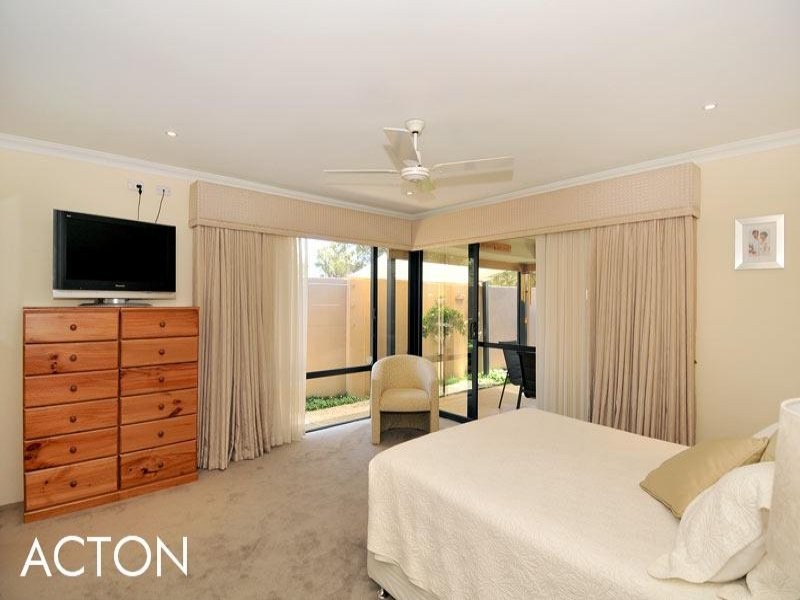 31 Cervantes Drive, Erskine WA 6210