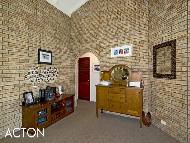 B/98 Janis Street, Halls Head WA 6210