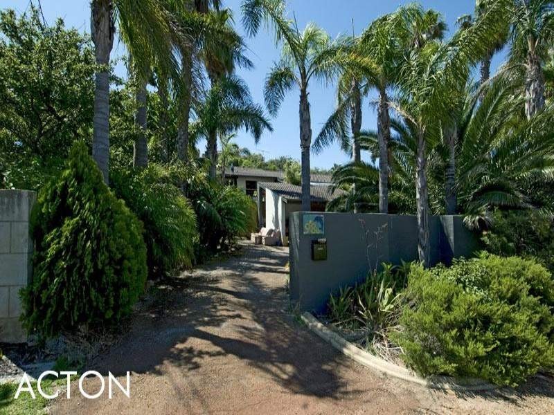 B/98 Janis Street, Halls Head WA 6210