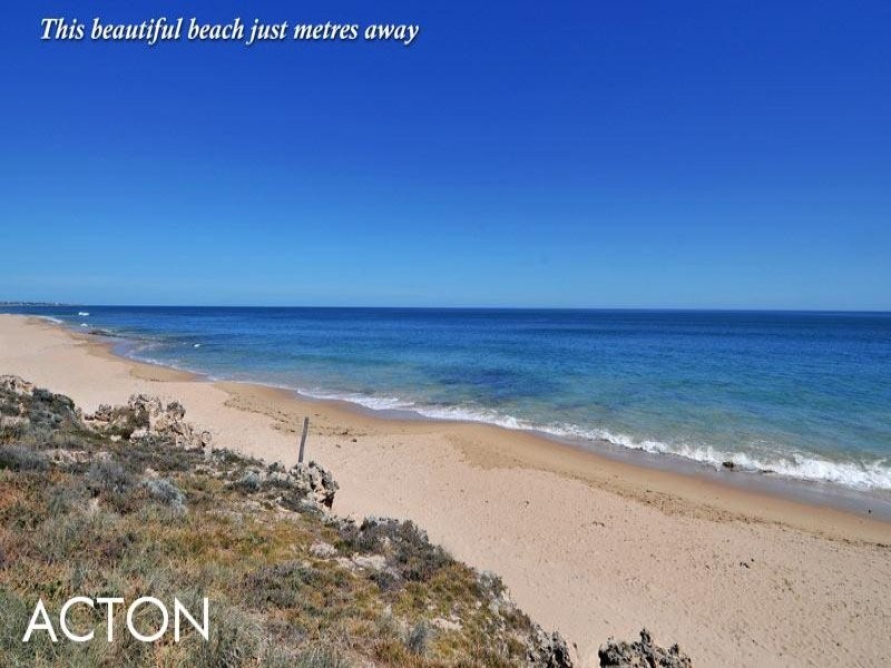B/98 Janis Street, Halls Head WA 6210