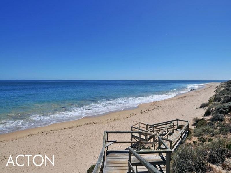 B/98 Janis Street, Halls Head WA 6210