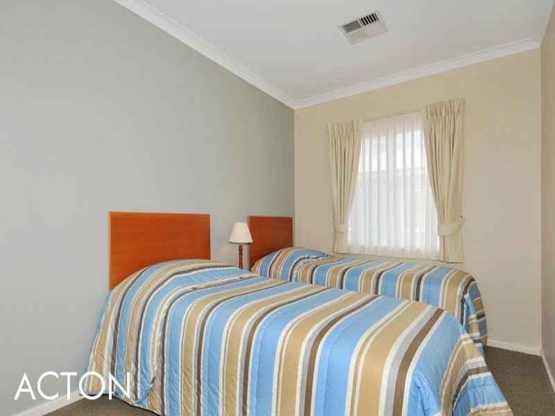 51/20 Apollo Place, Halls Head WA 6210