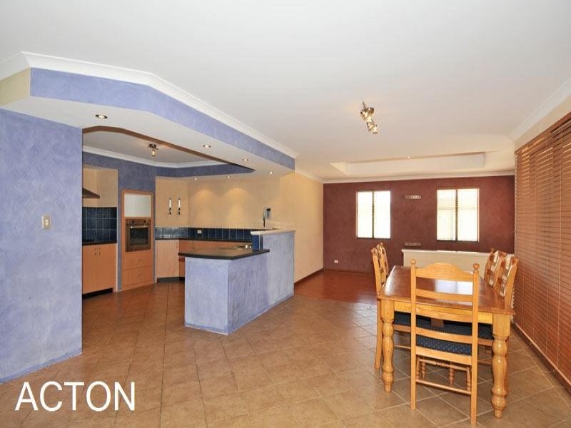 11 Eddy Street, Coodanup WA 6210