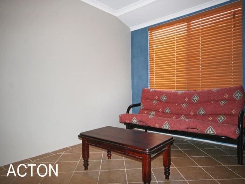 11 Eddy Street, Coodanup WA 6210
