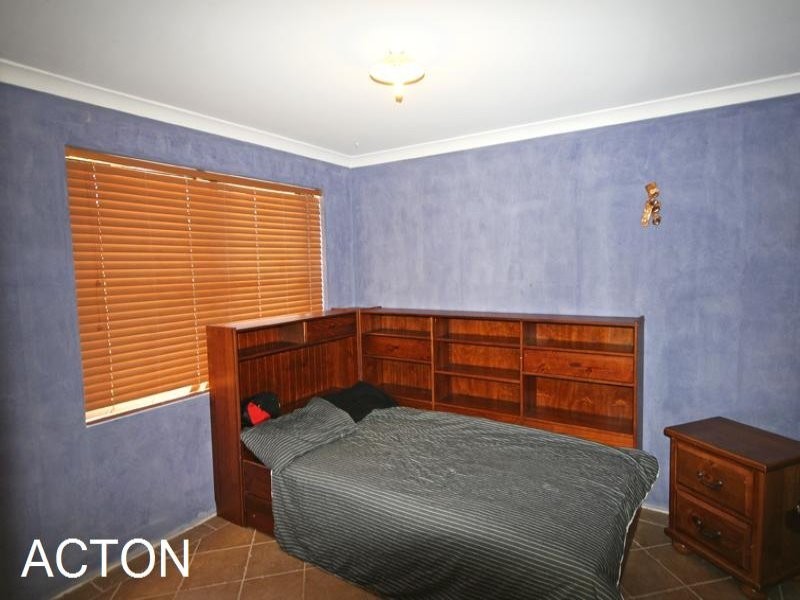 11 Eddy Street, Coodanup WA 6210