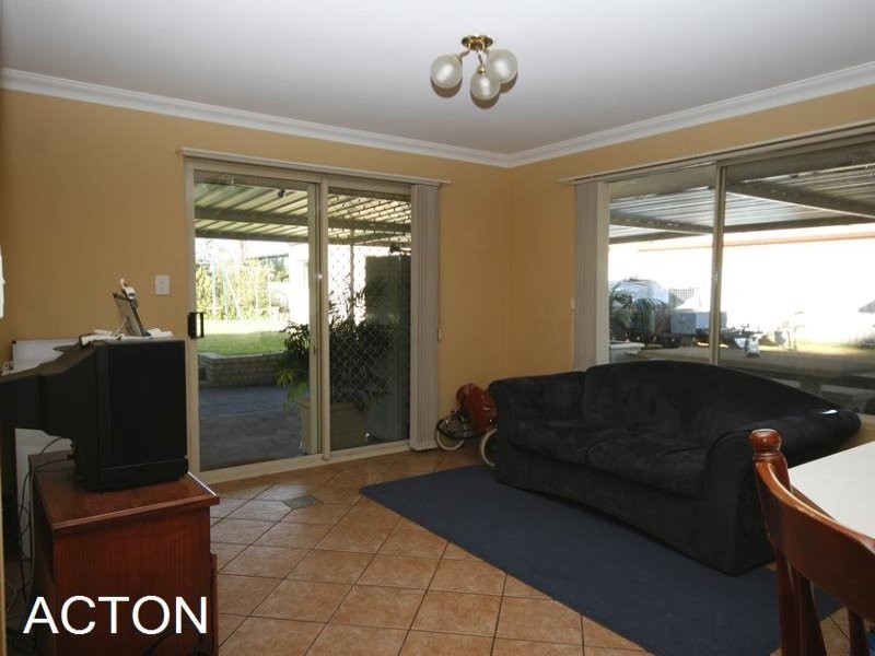 7 Phillips Road, North Yunderup WA 6208