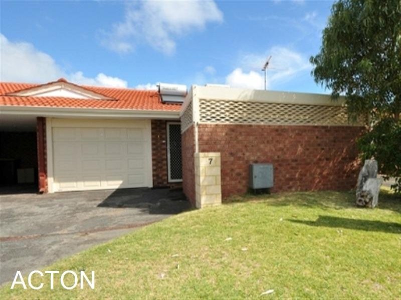 2/7 Hackett Street, Mandurah WA 6210