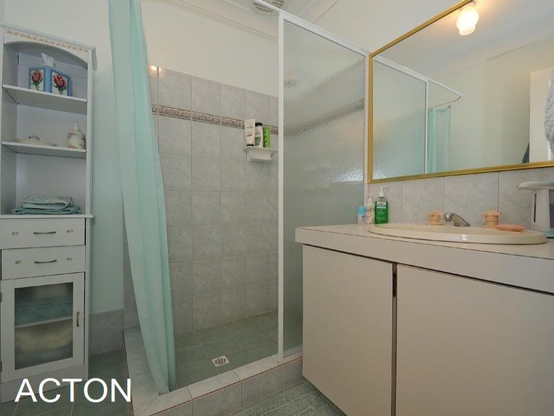 2/7 Hackett Street, Mandurah WA 6210