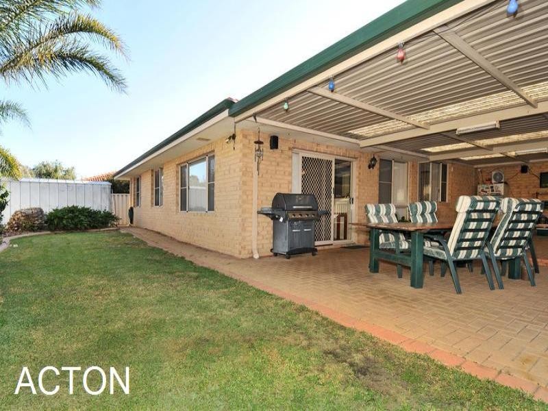 7 Lilac Green, Halls Head WA 6210