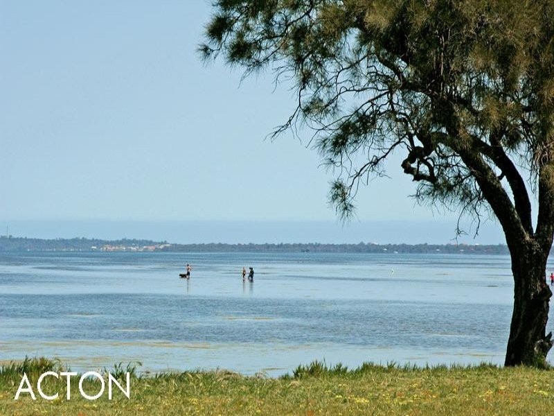 9 Songlark Ramble, Coodanup WA 6210