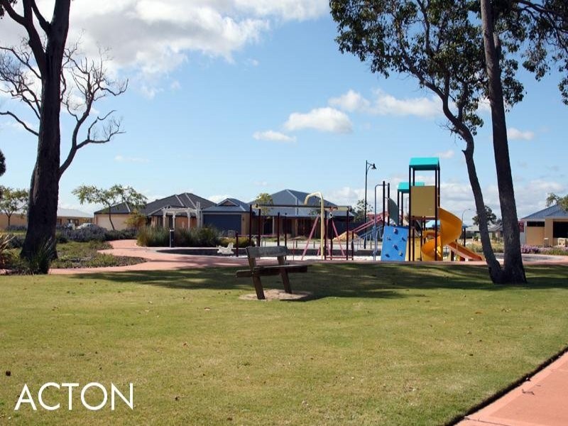 34 Holloway Turn, Ravenswood WA 6208