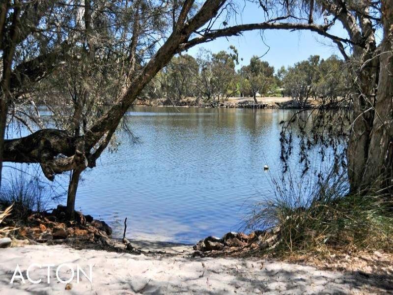 164 Banksia Terrace, South Yunderup WA 6208