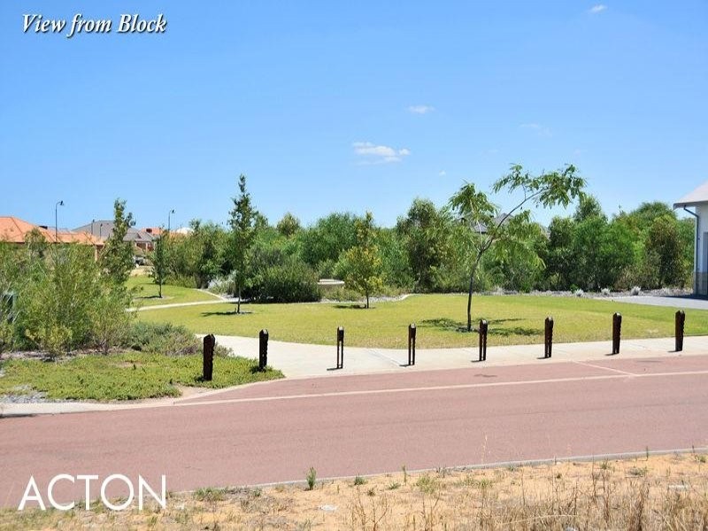 3 Rayner Promenade, Lakelands WA 6180