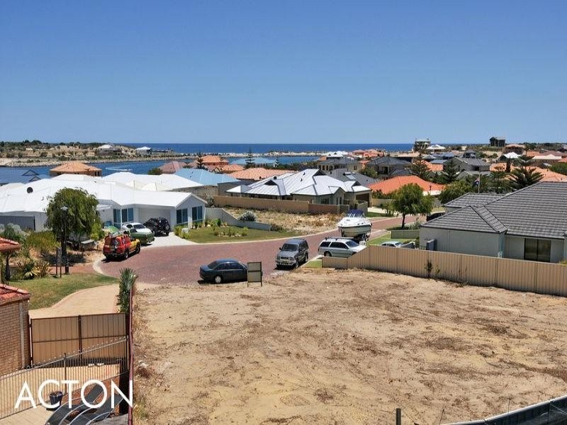 8 Skipper Place, Wannanup WA 6210