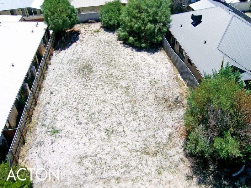 18 Chatsworth Drive, Erskine WA 6210