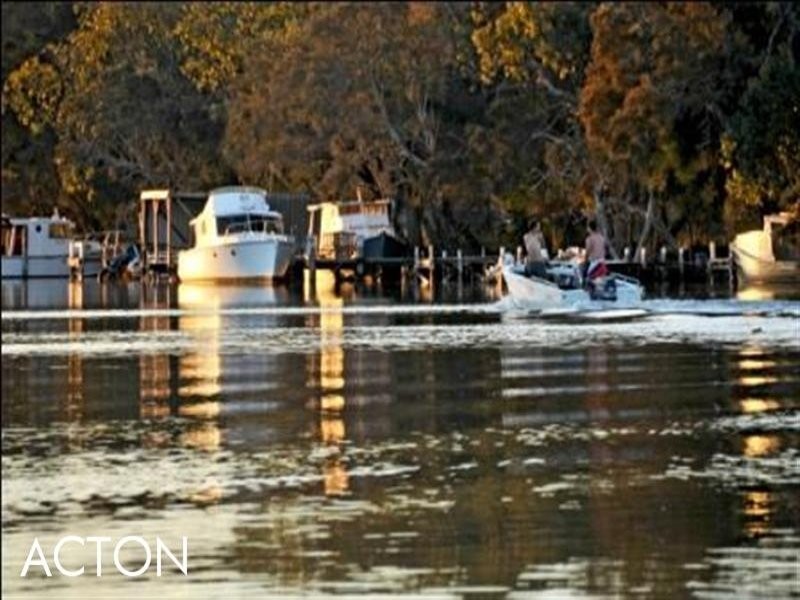 19 Murray Waters Boulevard, South Yunderup WA 6208