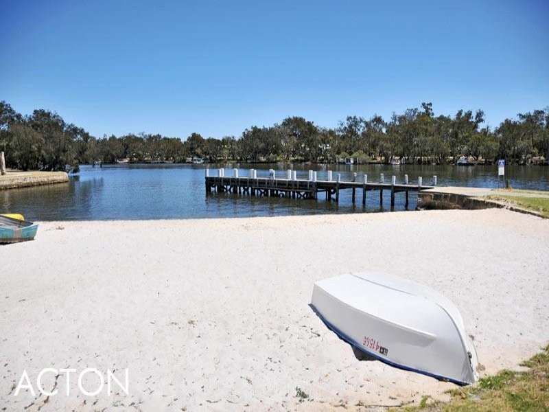 19 Murray Waters Boulevard, South Yunderup WA 6208