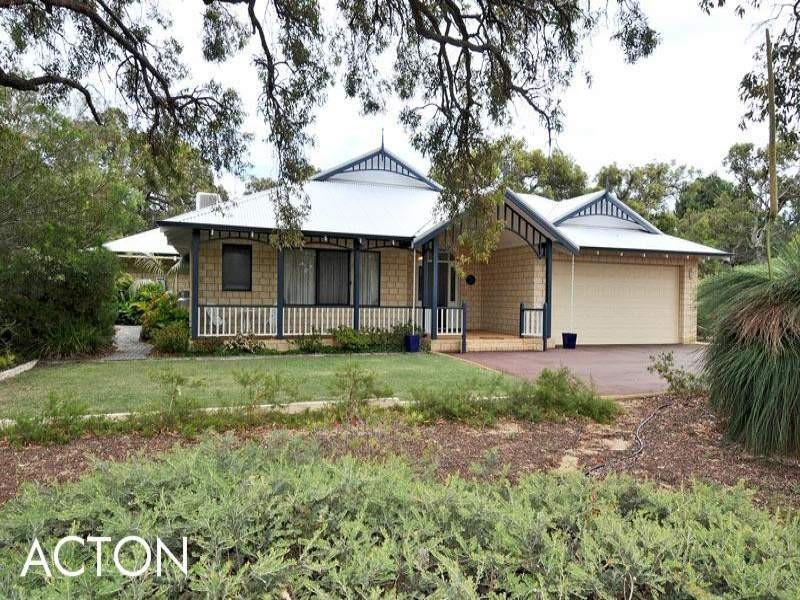 32 Nutbush Avenue, Falcon WA 6210