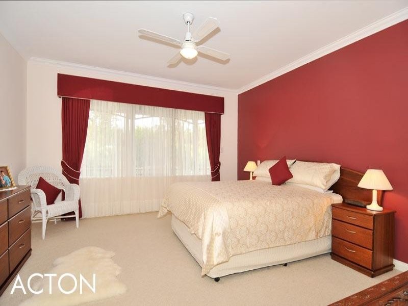 32 Nutbush Avenue, Falcon WA 6210
