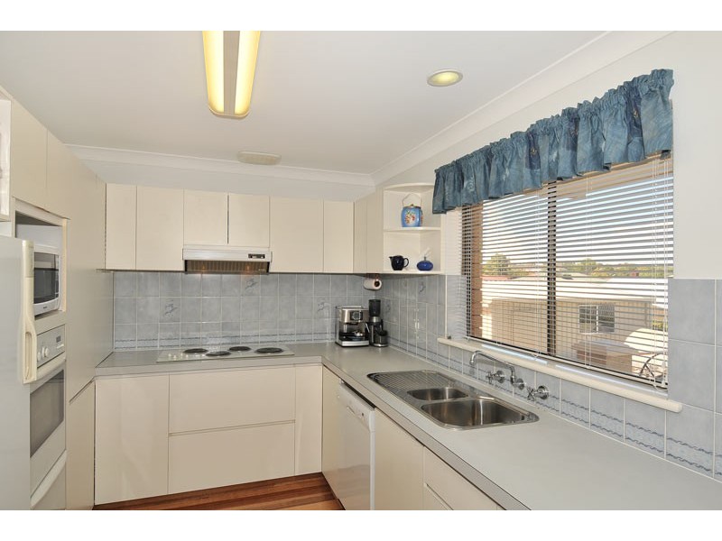 16 Bentley Street, Singleton WA 6175