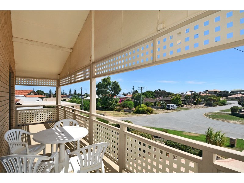 16 Bentley Street, Singleton WA 6175