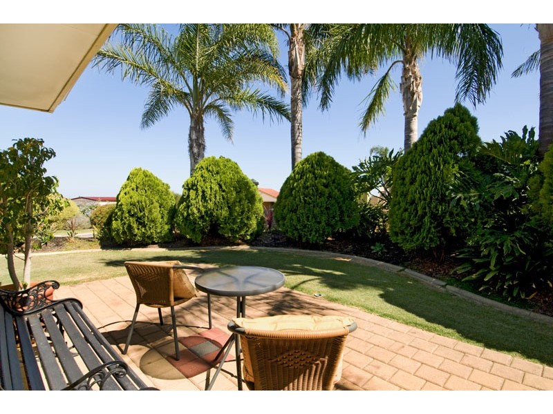 3 Nutans Court, Halls Head WA 6210