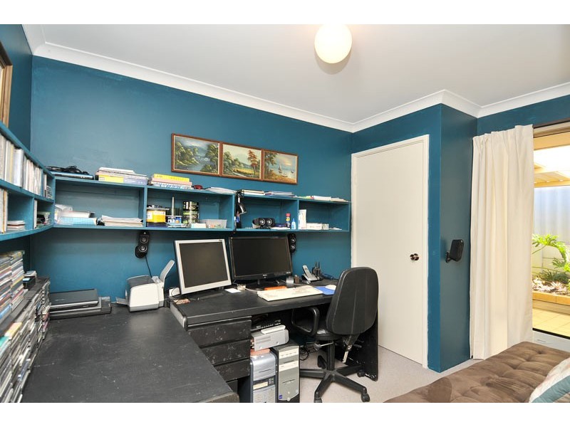 4 Waxberry Close, Halls Head WA 6210