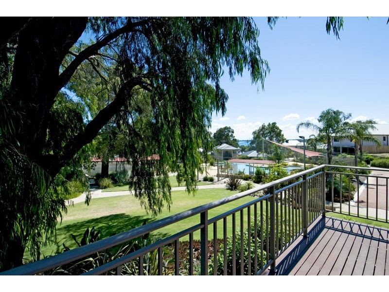32 Garden Road, Dawesville WA 6211