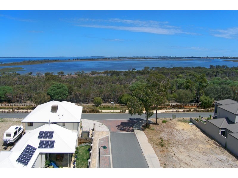 131 Darwin Terrace, Dudley Park WA 6210