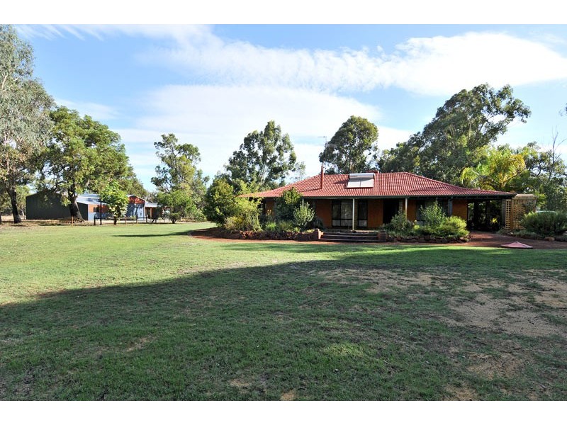 26 Matthie Road, Barragup WA 6209