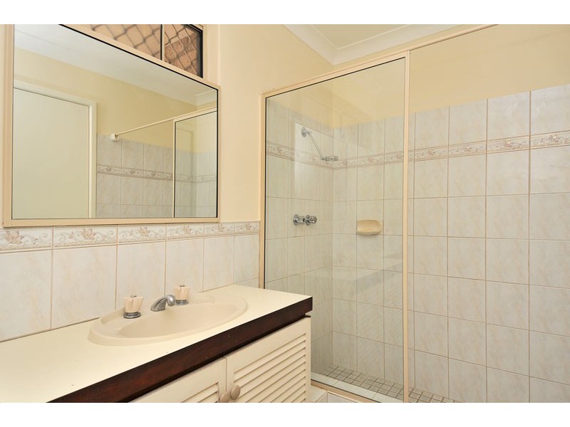 34 Leyburn Drive, Halls Head WA 6210