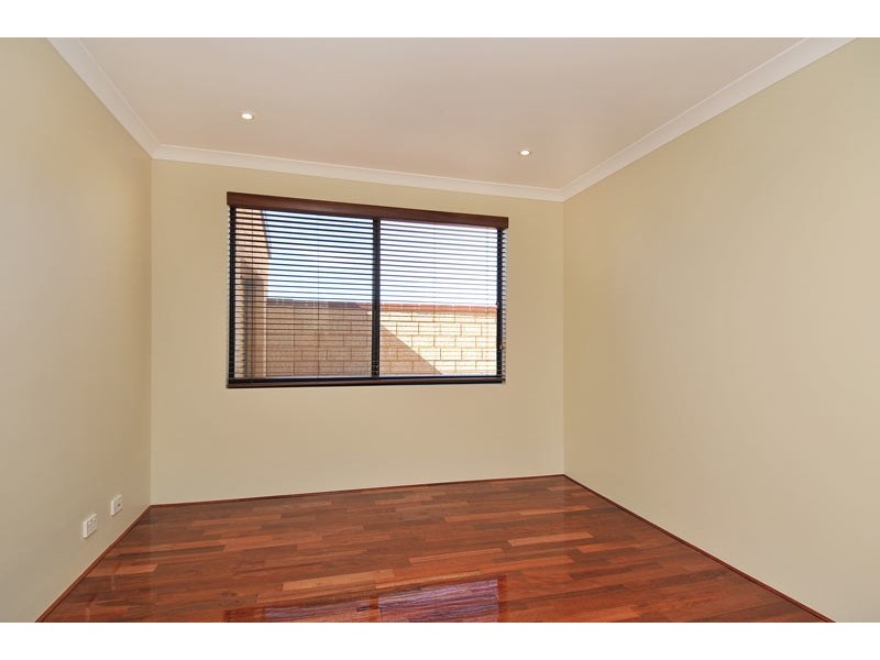 16 Paperbark Way, Wannanup WA 6210