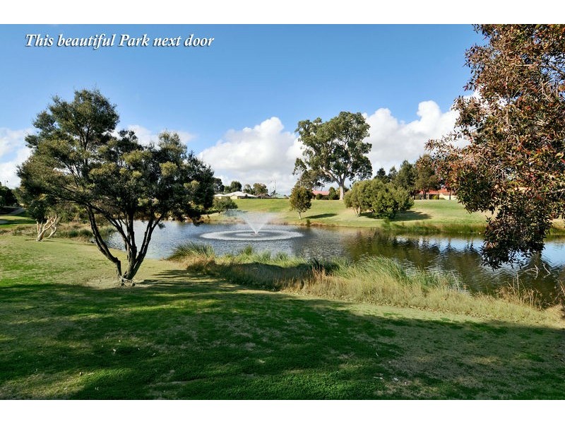 4/21 Pebble Beach Boulevard, Meadow Springs WA 6210