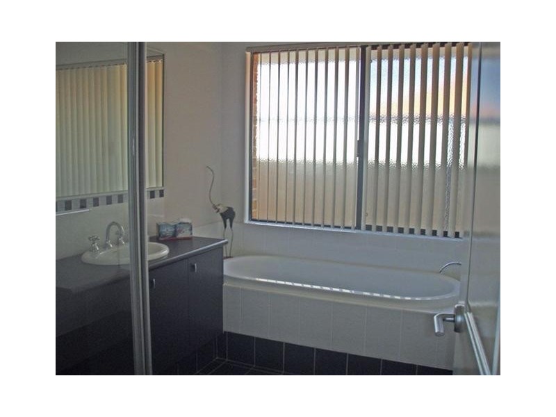 13 Moonbrook Way, Meadow Springs WA 6210