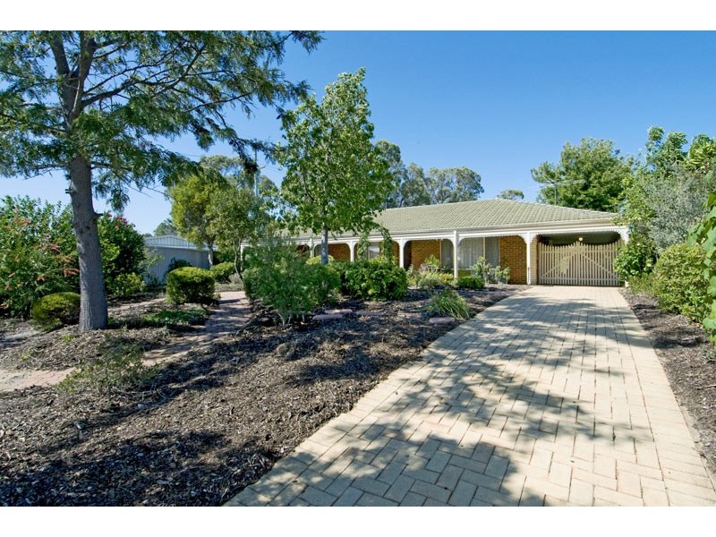 7 Brighton Place, Greenfields WA 6210