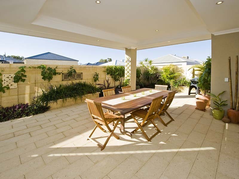 143 Darwin Terrace, Dudley Park WA 6210