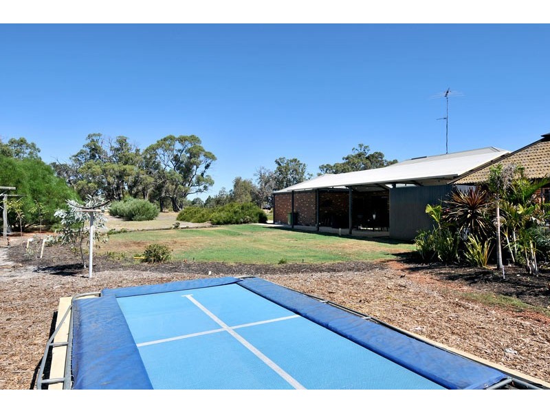 23 Thomasfield Place, Ravenswood WA 6208