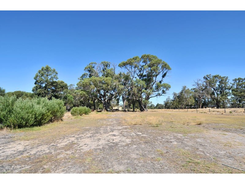 23 Thomasfield Place, Ravenswood WA 6208